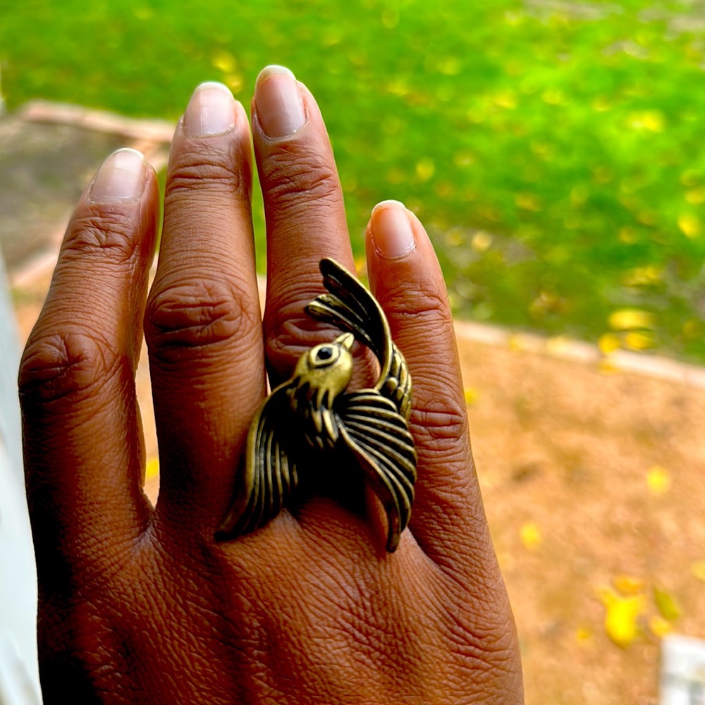 Swooping Bird Ring